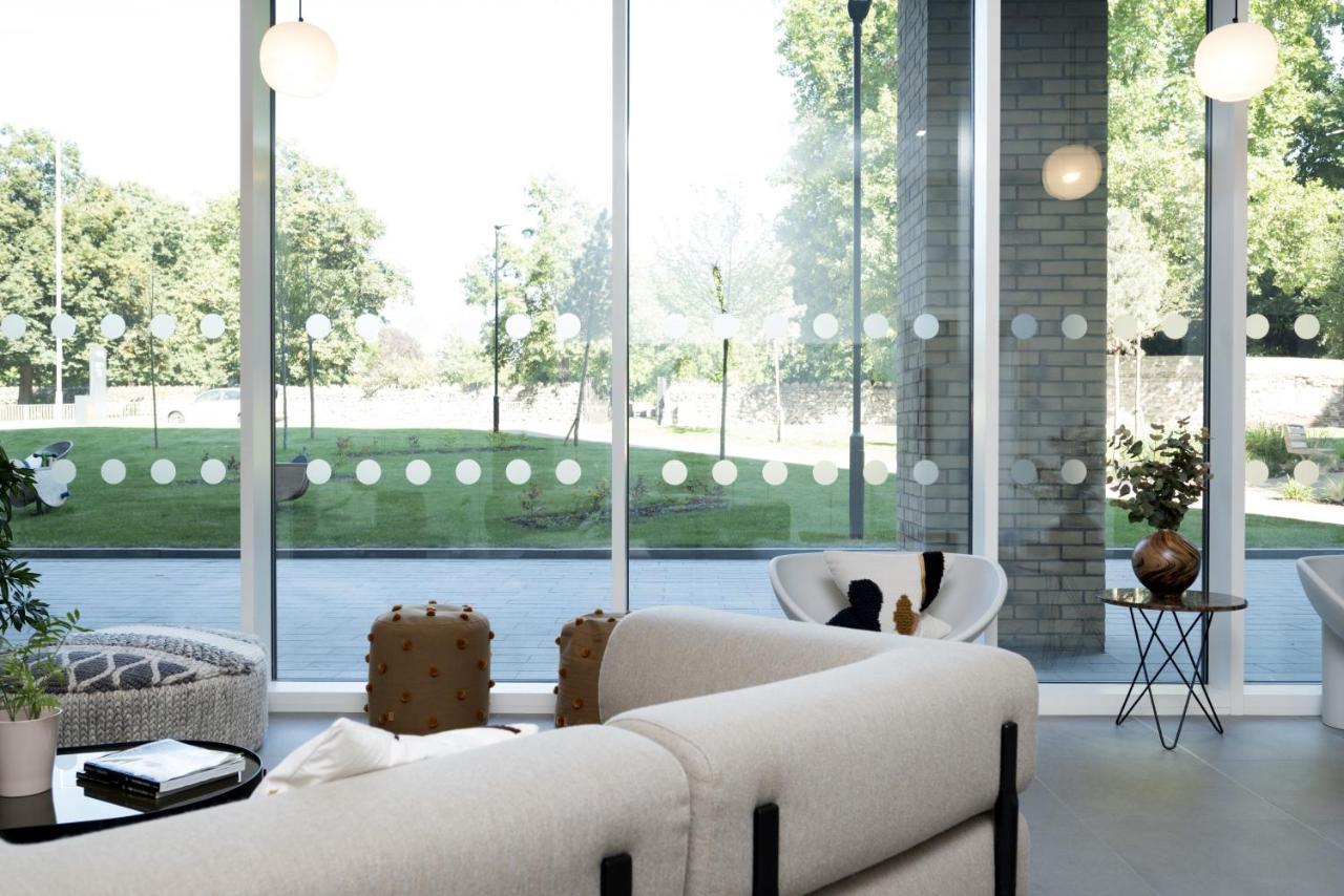 Modern Studios And Apartments At Barking Wharf In 런던 외부 사진